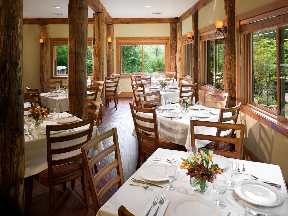 The Esmeralda Inn And Restaurant Чимни Рок Екстериор снимка